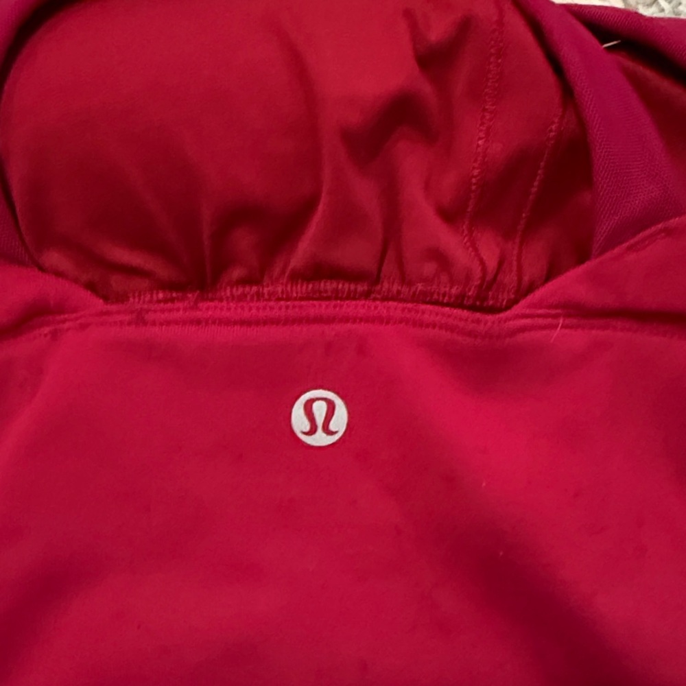 Lululemon pink tank top